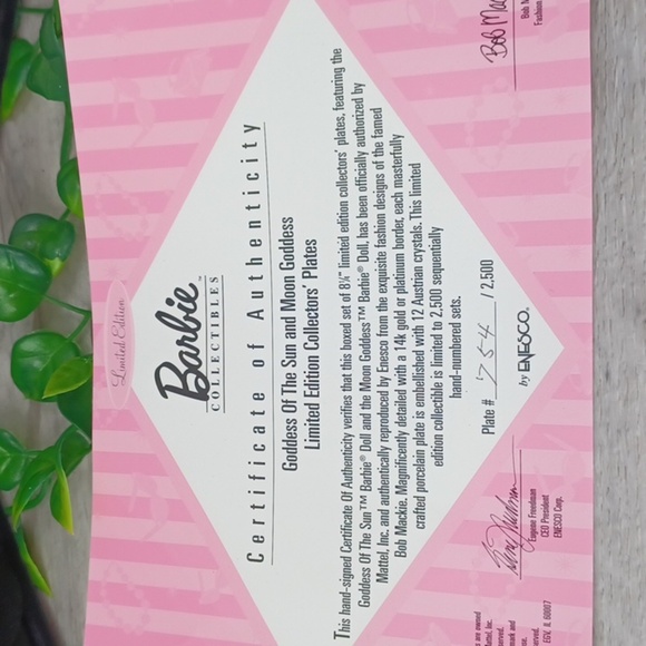 Barbie Bob Mackie Limited Edition Collector Plates 1996 - Picture 4 of 8